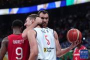 男篮世界杯：塞尔维亚队晋级决赛