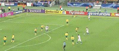德国世界杯回顾，澳大利亚平克罗地亚晋级，三黄变一红成焦点？