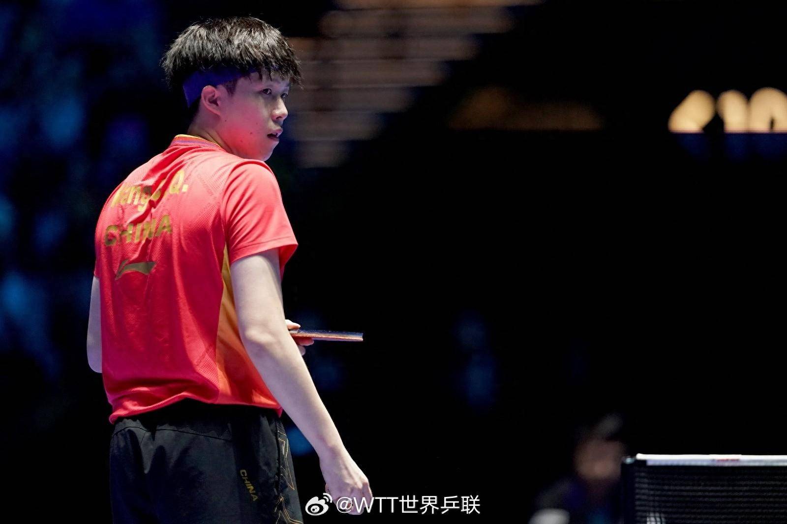 稳！乒乓球世界杯王楚钦4-0横扫格拉斯门科，小组第一晋级16强